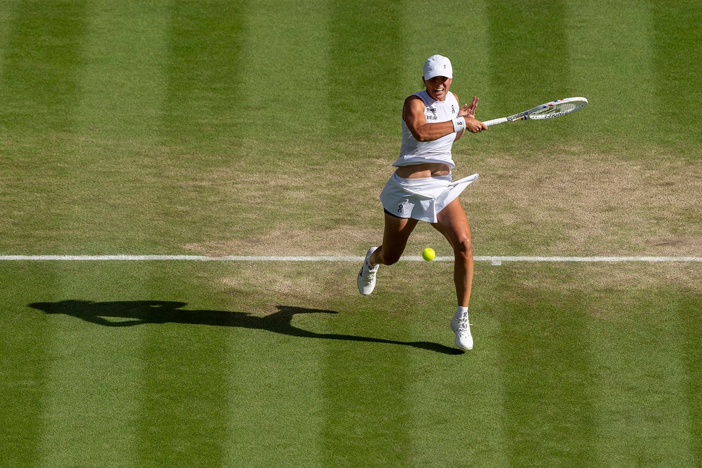 Wimbledon 2025: Iga Swiatek reaches her first Wimbledon final, beats Belinda Bencic in straight sets | sportzpoint.com