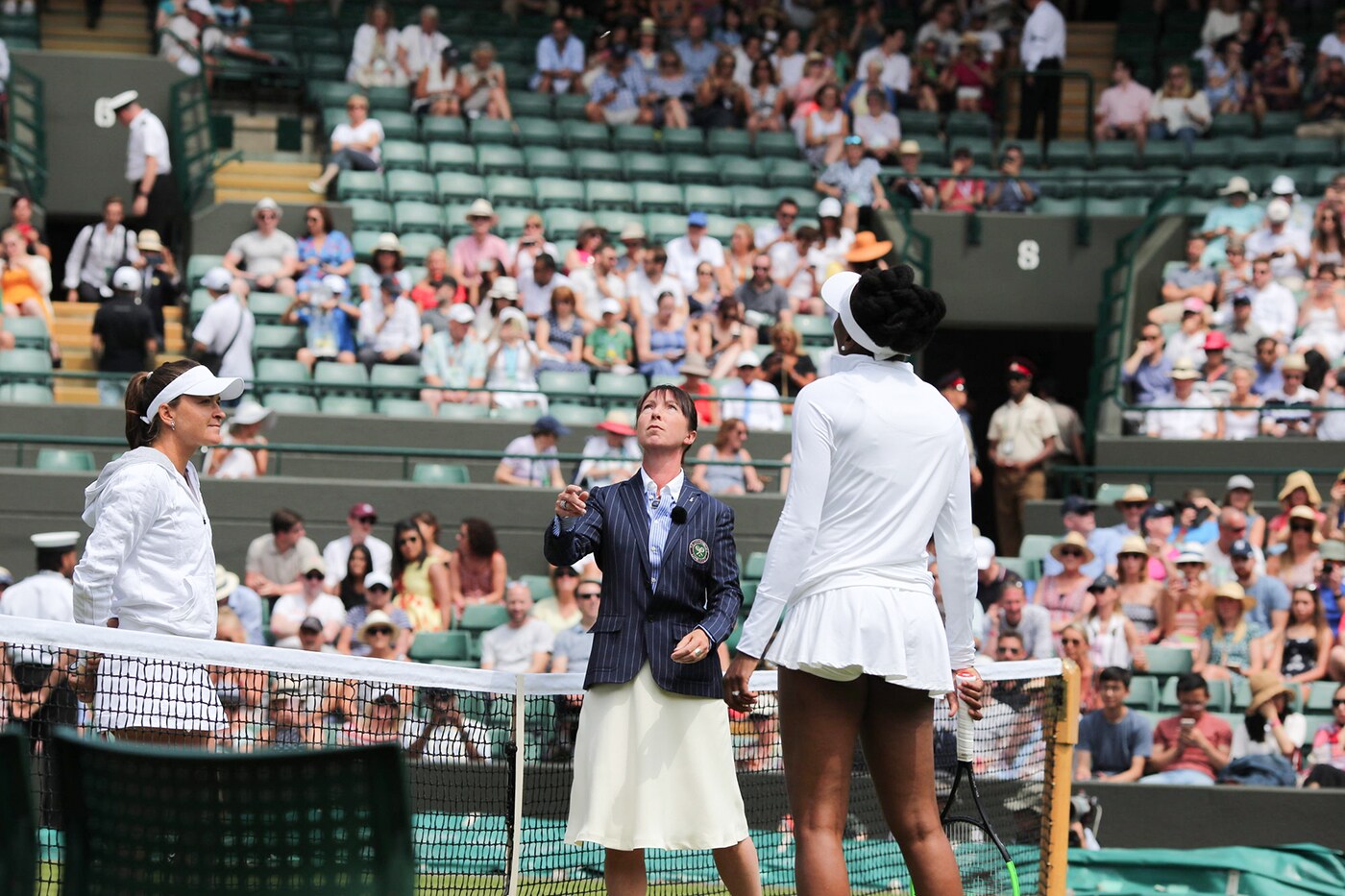 Alexandra Dulgheru and Venus Williams - The Championships, Wimbledon